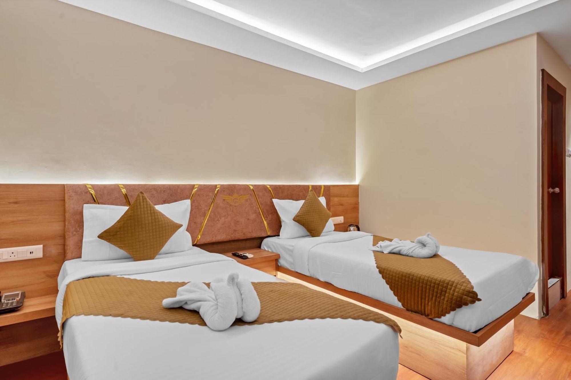 Hotel Sm Deccan Park Shamshabad Exterior foto
