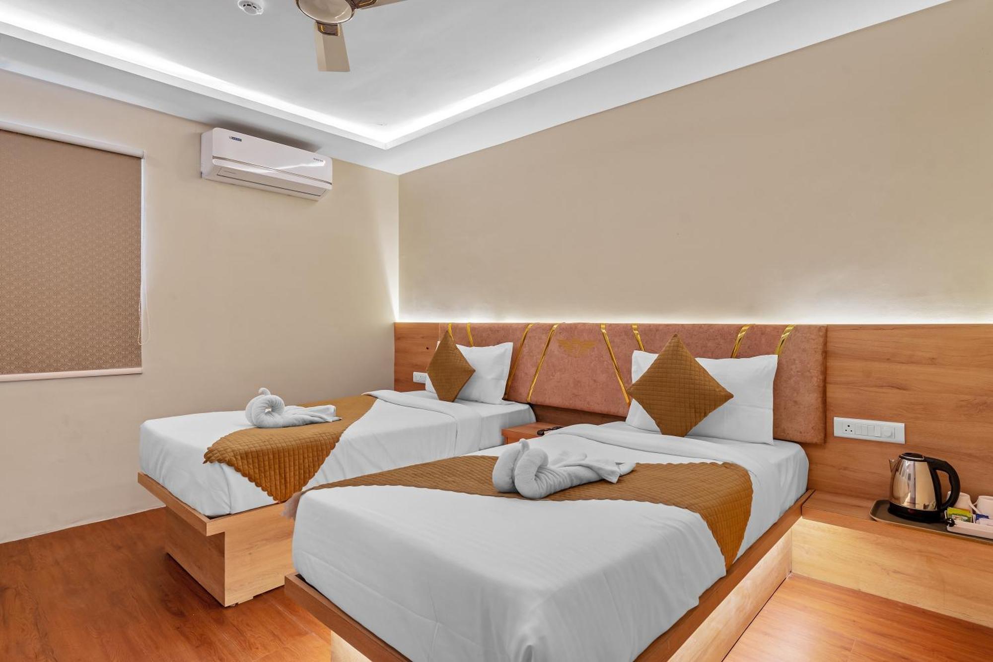 Hotel Sm Deccan Park Shamshabad Exterior foto
