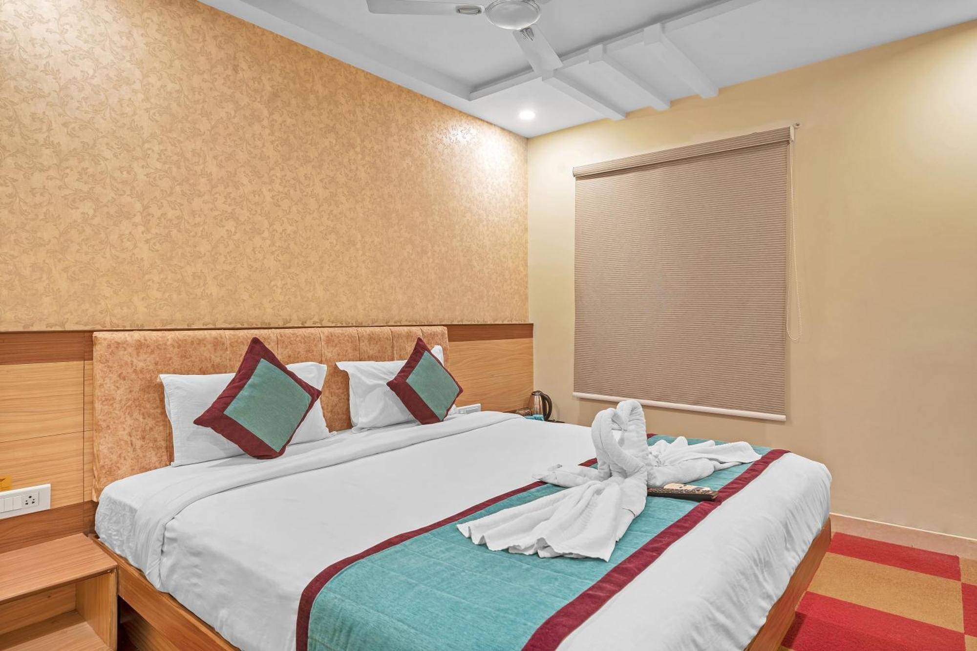 Hotel Sm Deccan Park Shamshabad Exterior foto